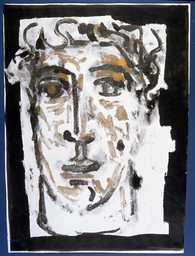 Head Peter Davidson