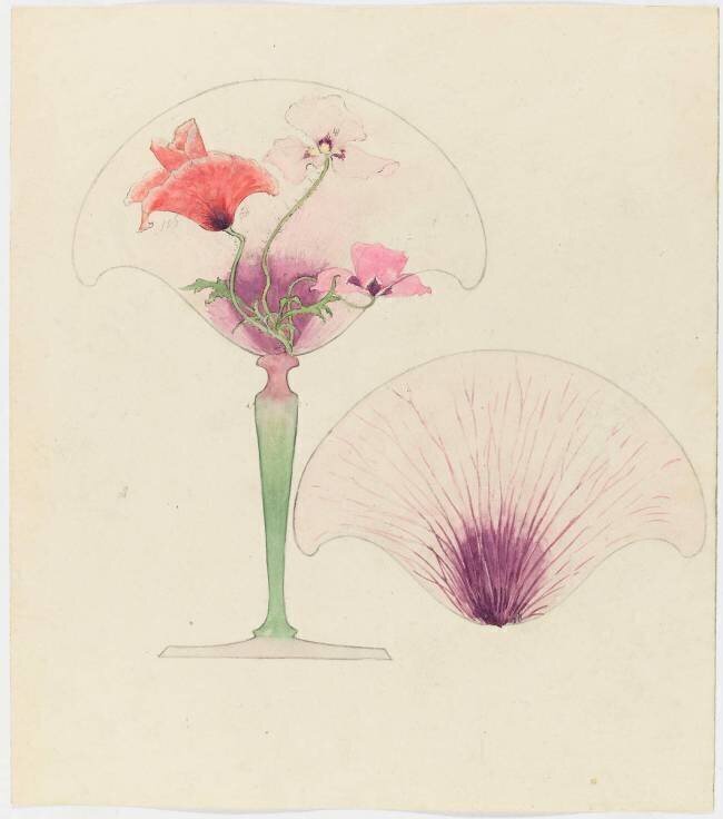 Modèle de vase en cristal en forme de pétale de coquelicot et à décor de coquelicot Emile Gallé