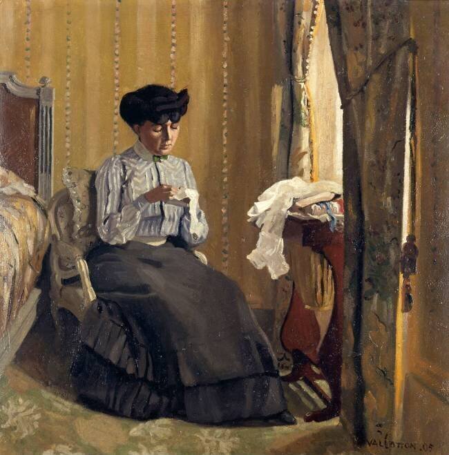 Femme cousant dans un intérieur Félix Vallotton