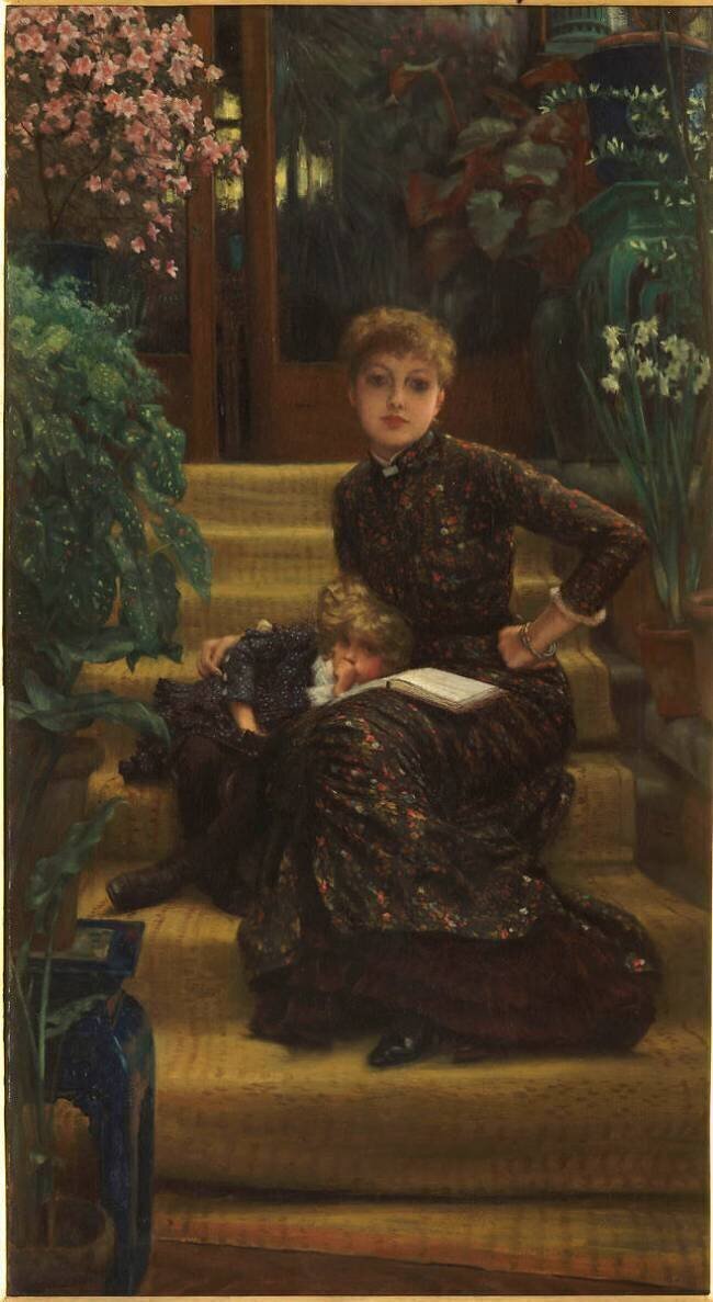 Mère et enfant assis sur le perron d'une maison de campagne James Tissot