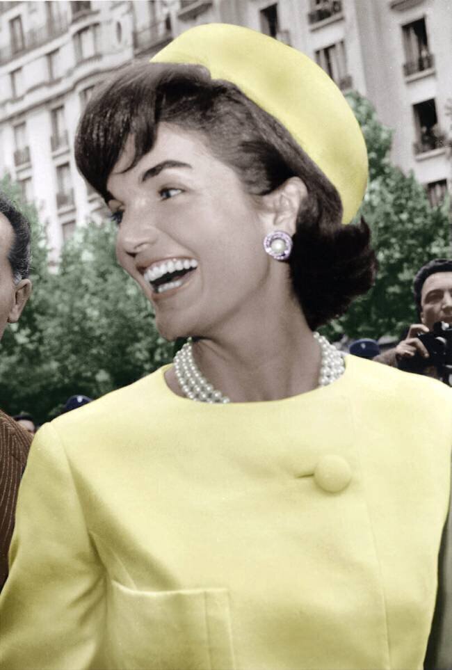 Jackie Kennedy during her Official Visit To Paris May 31 Rue des Archives