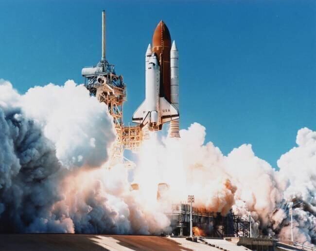 Launch of Space Shuttle Columbia from Kennedy Space Center, Florida, 4 April 1997. NASA photograph. Nasa