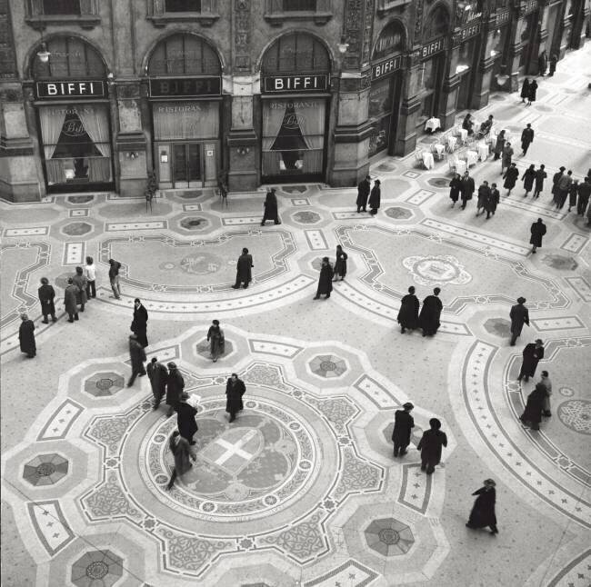 Vittorio Emanuele II Gallery in Milan Mario de Biasi