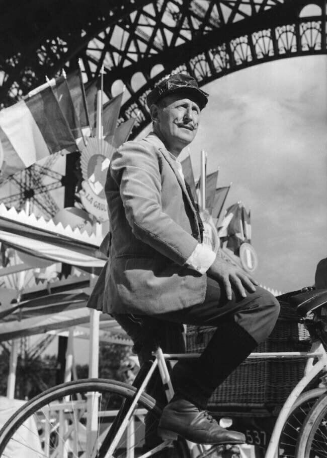 Bourvil sur le plateau du film Les Cracks Keystone