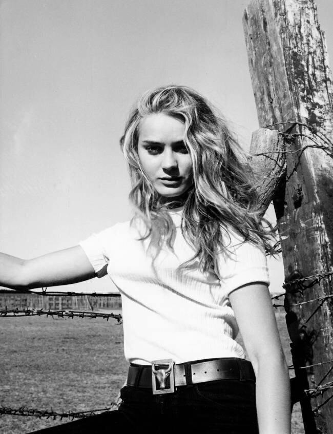 Genevieve Grad dans "Les Gardiens" Le 30 Septembre 1964  Rue des Archives