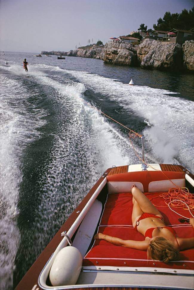 Leisure in Antibes Slim Aarons