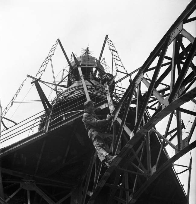 Rénovation de la Tour Eiffel Keystone