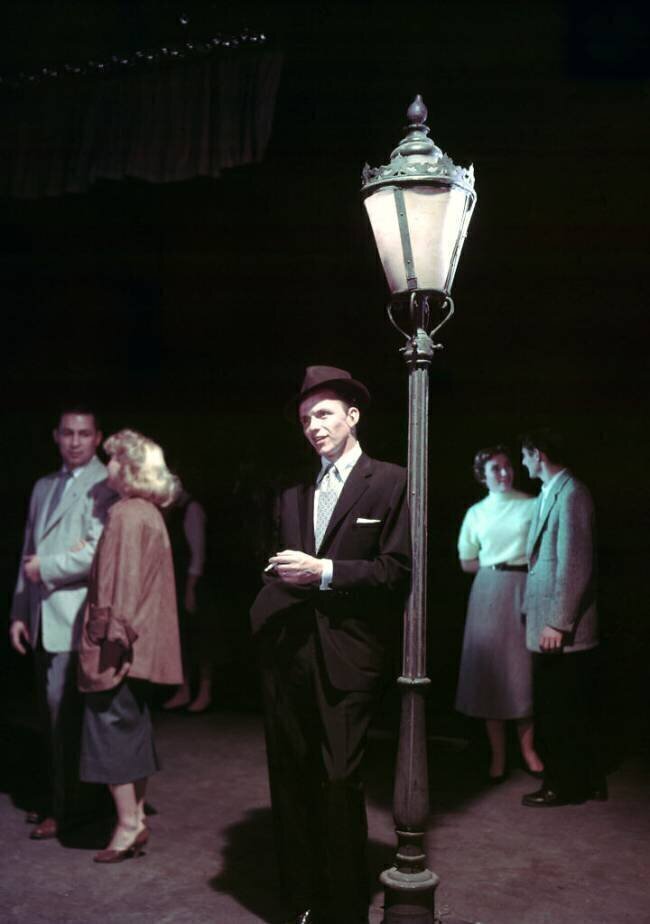 Sinatra Lamp Post Cigarette Michael Ochs