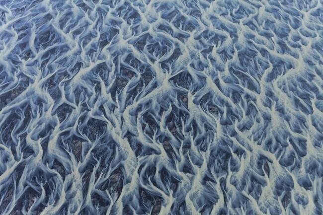#1 Veins of the Earth Peter Svoboda MQEP