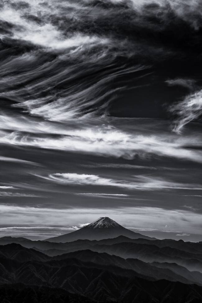 Expressive clouds and Mt.Fuji Masayuki Nozaki