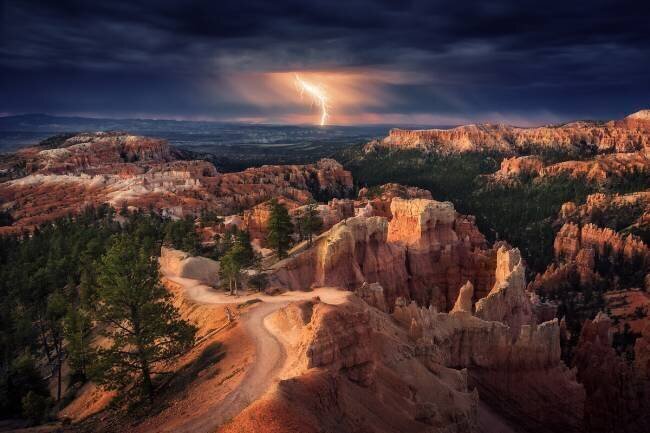 Lightning over Bryce Canyon Stefan Mitterwallner