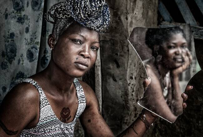 Me and my friend at the hairdresser in the streets of Accra - Ghana Joxe Inazio Kuesta