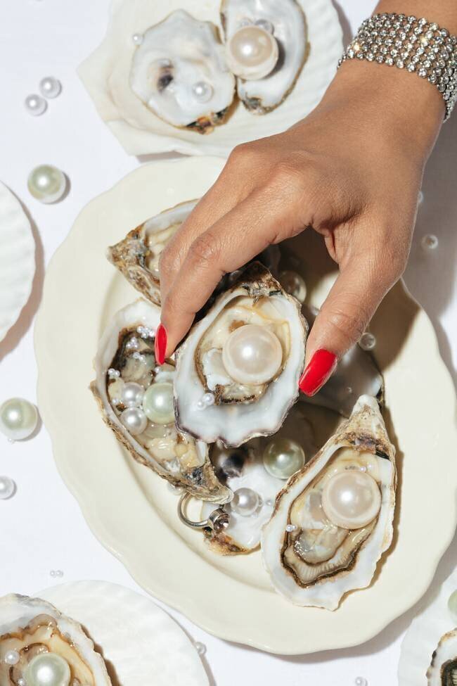 Oysters a Pearls No 02 1x Studio III