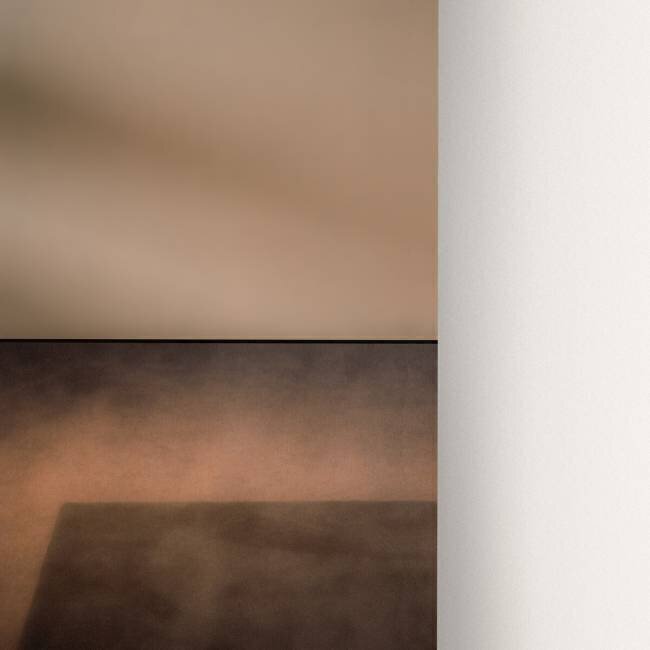 Pink carpet and white screen Gilbert Claes 