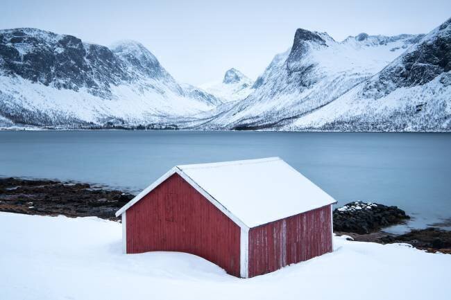 Red hut Susanne Landolt