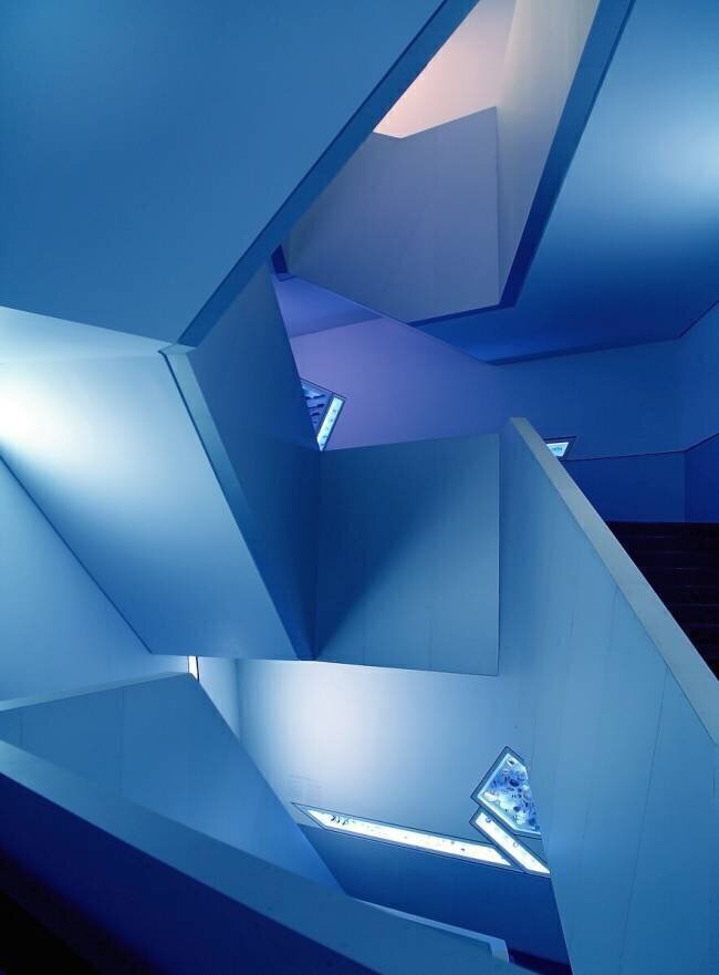 Rom Crystal Staircase Ivan Huang