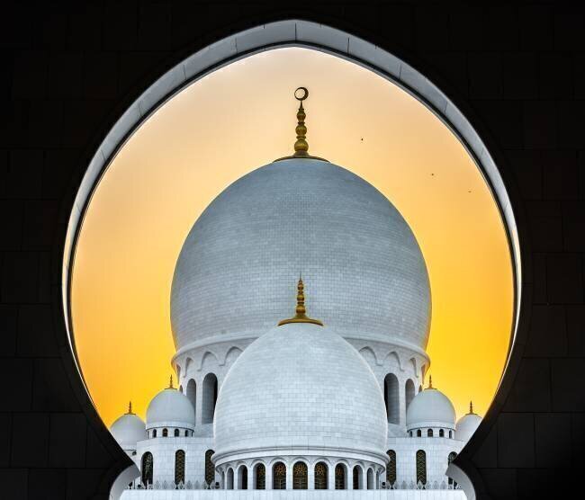 Sunset In Abu Dhabi Wayne Pearson