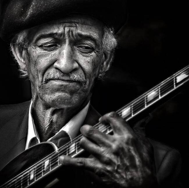 The guitarist Piet Flour