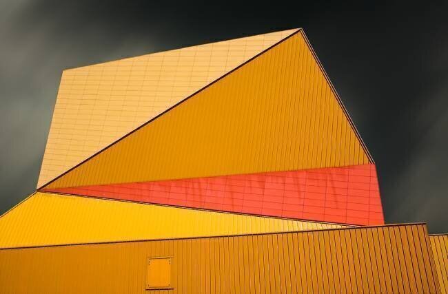The yellow roof Gilbert Claes 