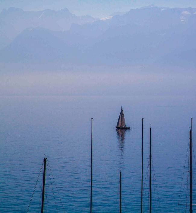 Voilier sur le lac de Genève Denis Debadier