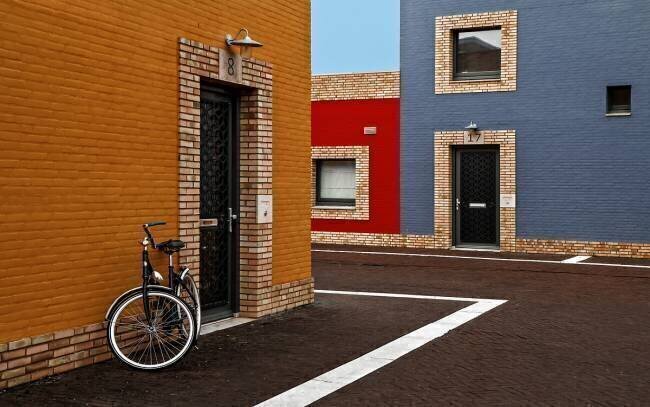 Colored facades Gilbert Claes 