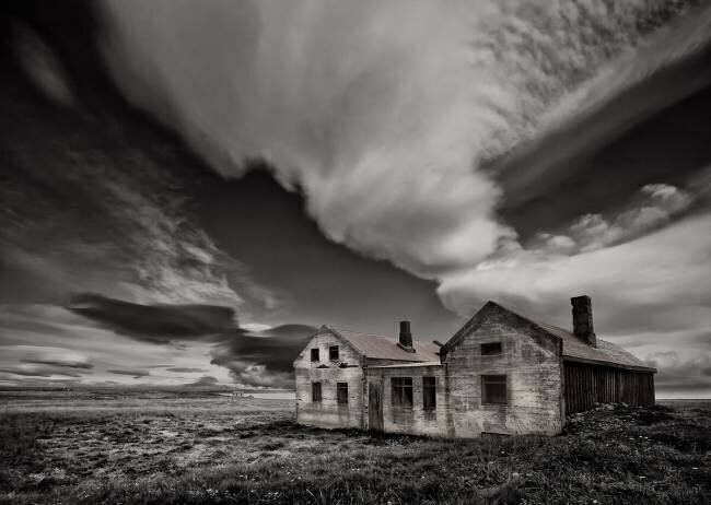 Broken Dreams (mono) Torsteinn H. Ingibergsson