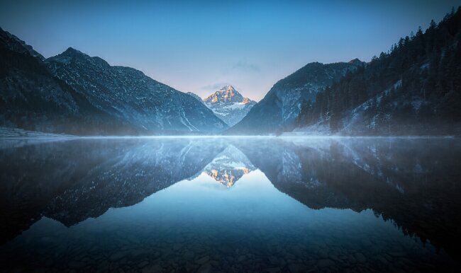 Cold morning at Plansee Patrick Aurednik