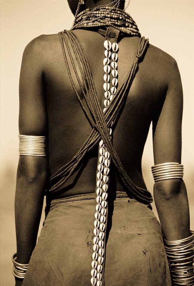 Ethiopia, Omo Delta - Young Dassanech girl John Warburton-Lee