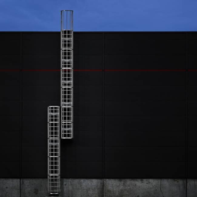 Industrial Red Line Wim Schuurmans