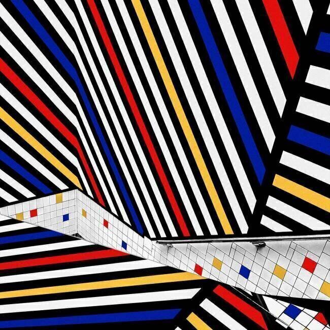 Mondriaan coloured hall Huib Limberg
