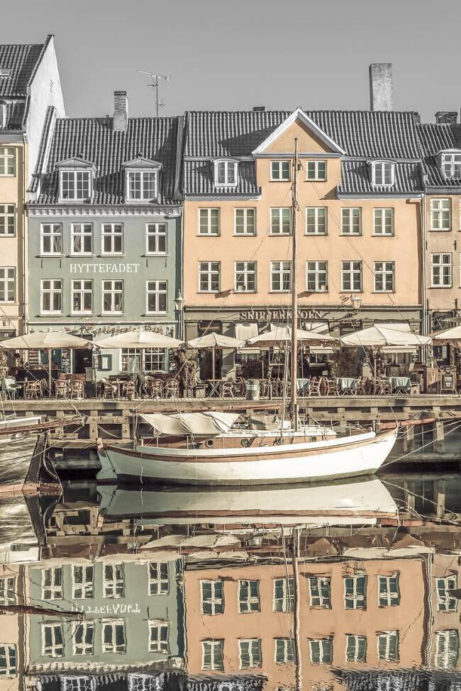 Quiet Nyhavn Mélanie Viola