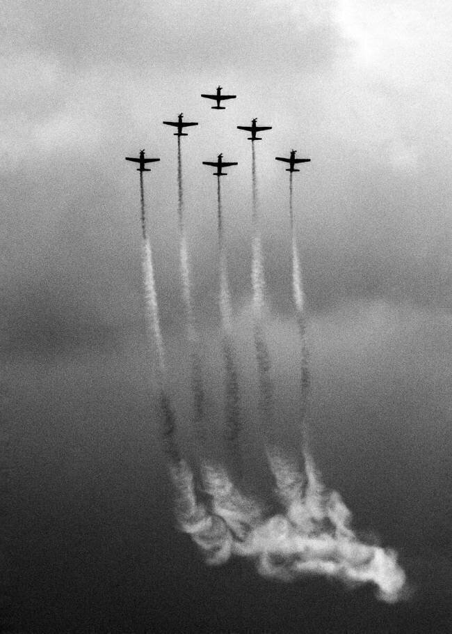 Six on Cloud Antonyus Bunjamin (Abe)