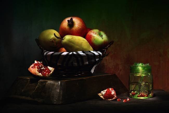 Still life / fruits Emine Basa