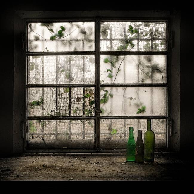 Still-Life with glass bottle Vito Guarino