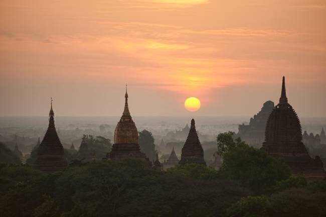 Sunrise Bagan II Wendy