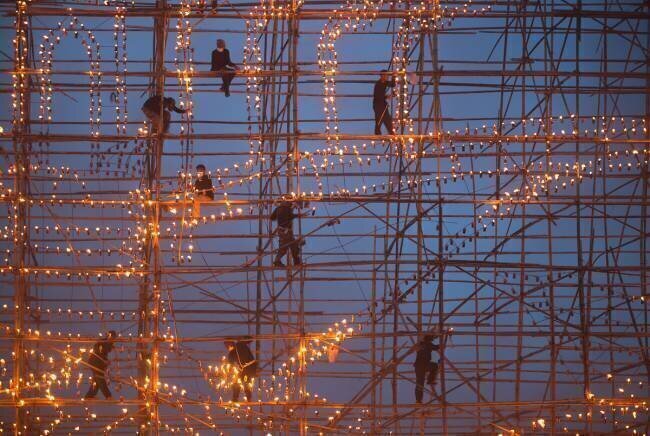 The festival runs Ship Fire Sarawut Intarob