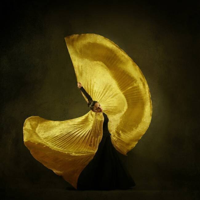 The girl a dance Moein Hashemi Nasab