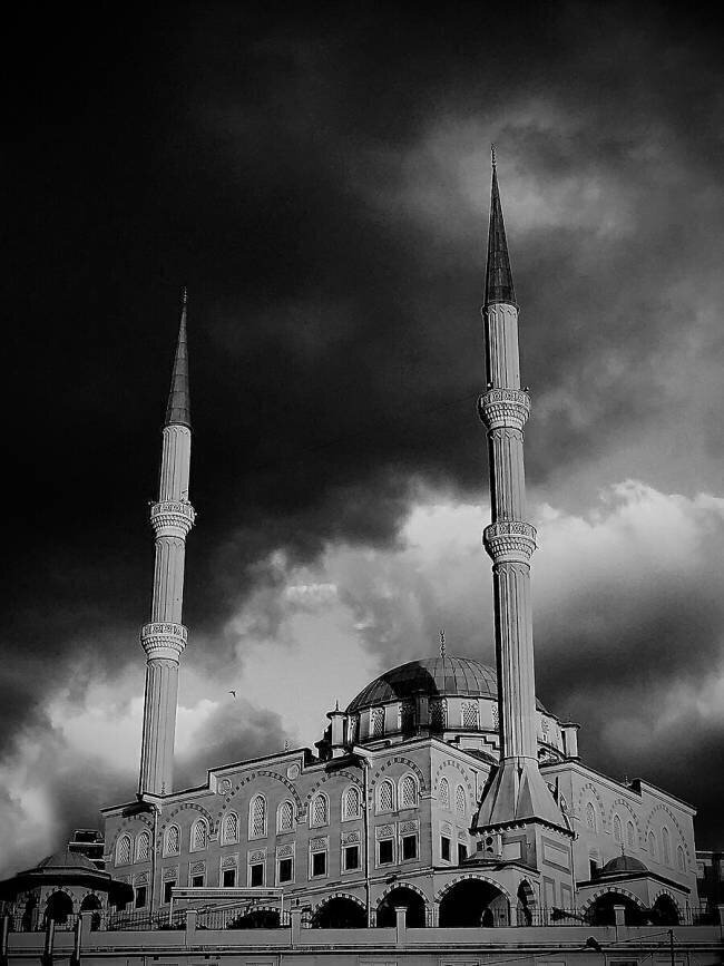 White mosque Homayoun Tamaddon