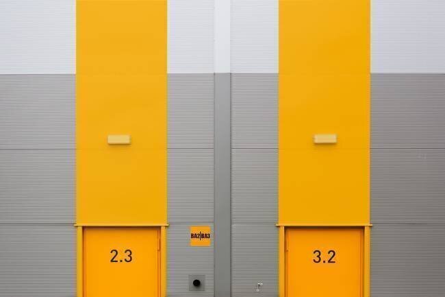 Yellow Mirror ? Jan Niezen
