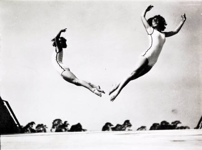 Deux gymnastes anonyme