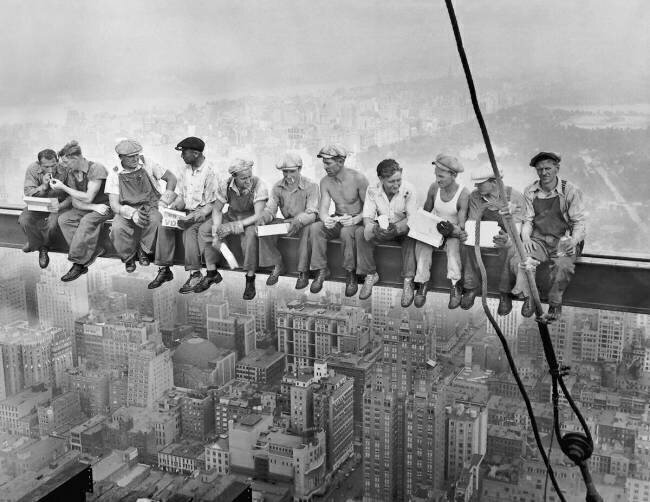 Lunch atop a Skyscraper anonyme