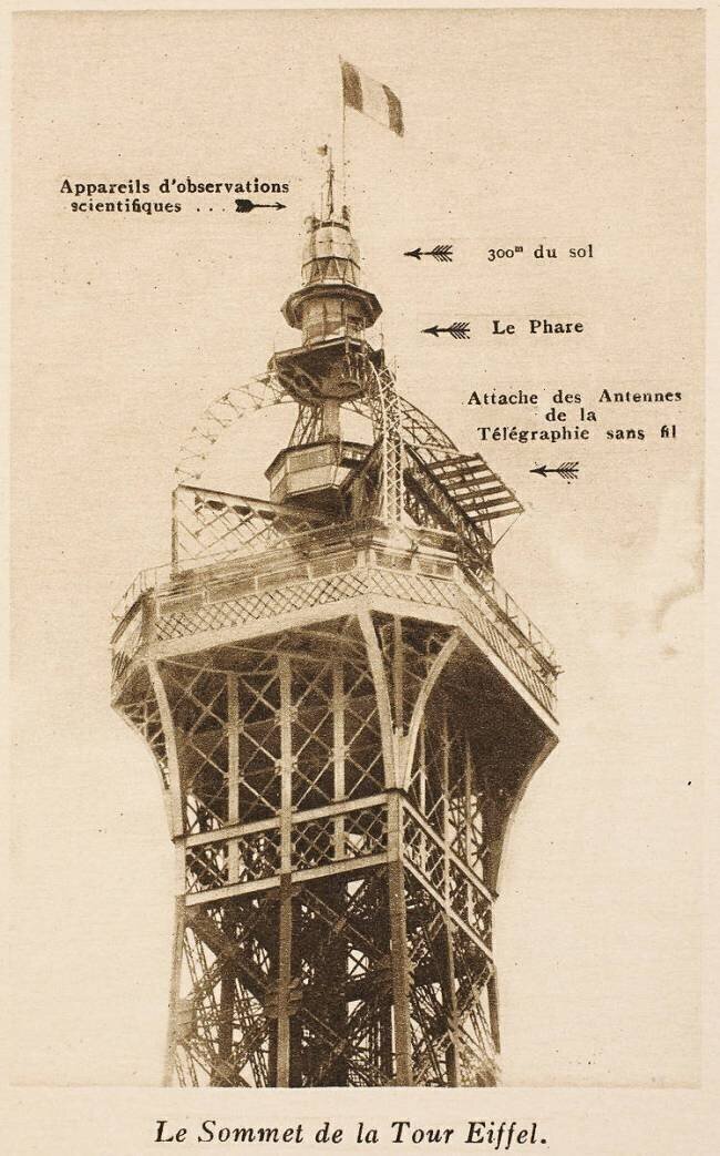 Le Sommet de la Tour Eiffel Neurdein Frères