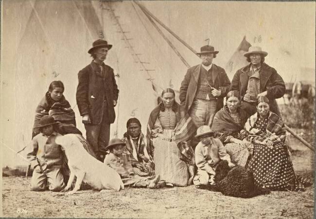 Groupe à Fort Laramie, Dakota Alexander Gardner