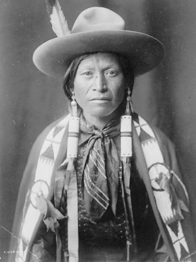 Jicarilla cowboy Edward S. Curtis