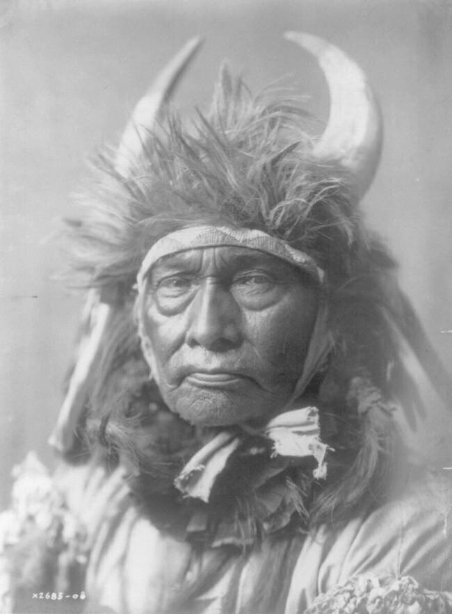 Bull Chief Edward S. Curtis