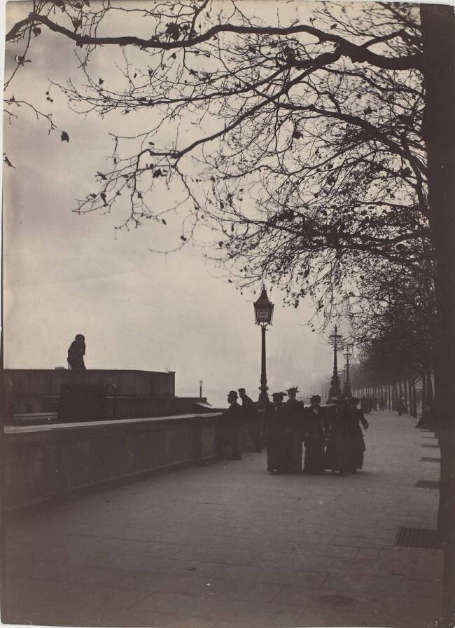 A Londres, au bord de la Tamise Gabriel Loppé