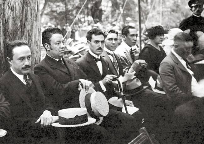 Jose Vasconcelos and Diego Rivera during an outdoor event at Chapultepec Park Tina Modotti