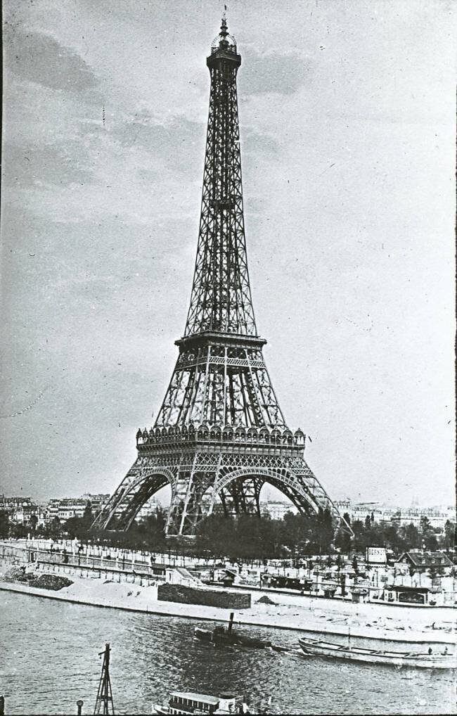 La Tour Eiffel anonyme