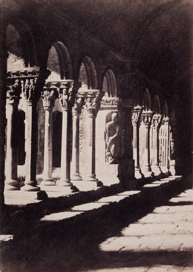Arles (Bouches-du-Rhône) - Cloître Saint-Trophime, galerie est Charles Nègre