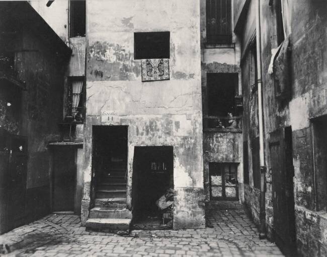 Courtyard, 41 rue Broca, Paris, 5th Arrondissement Eugène Atget